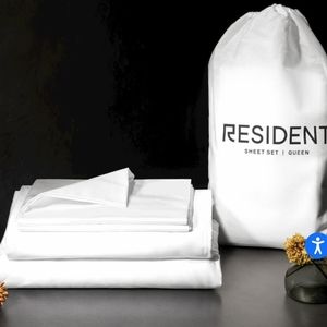 Resident queen sheet set